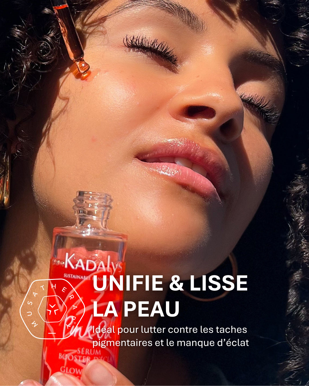 Sérum Pink Oil de Kadalys, soin idéal pour lisser la peau et réduire visiblement les taches pigmentaires, offrant un teint lumineux.