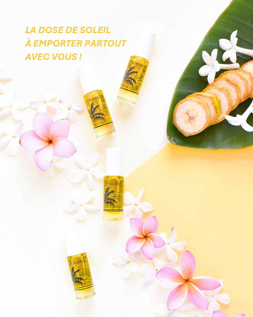 L’huile Radiance en format miniature à glisser dans votre sac, avec une formule à la banane bio pour une peau éclatante et sublimée partout.