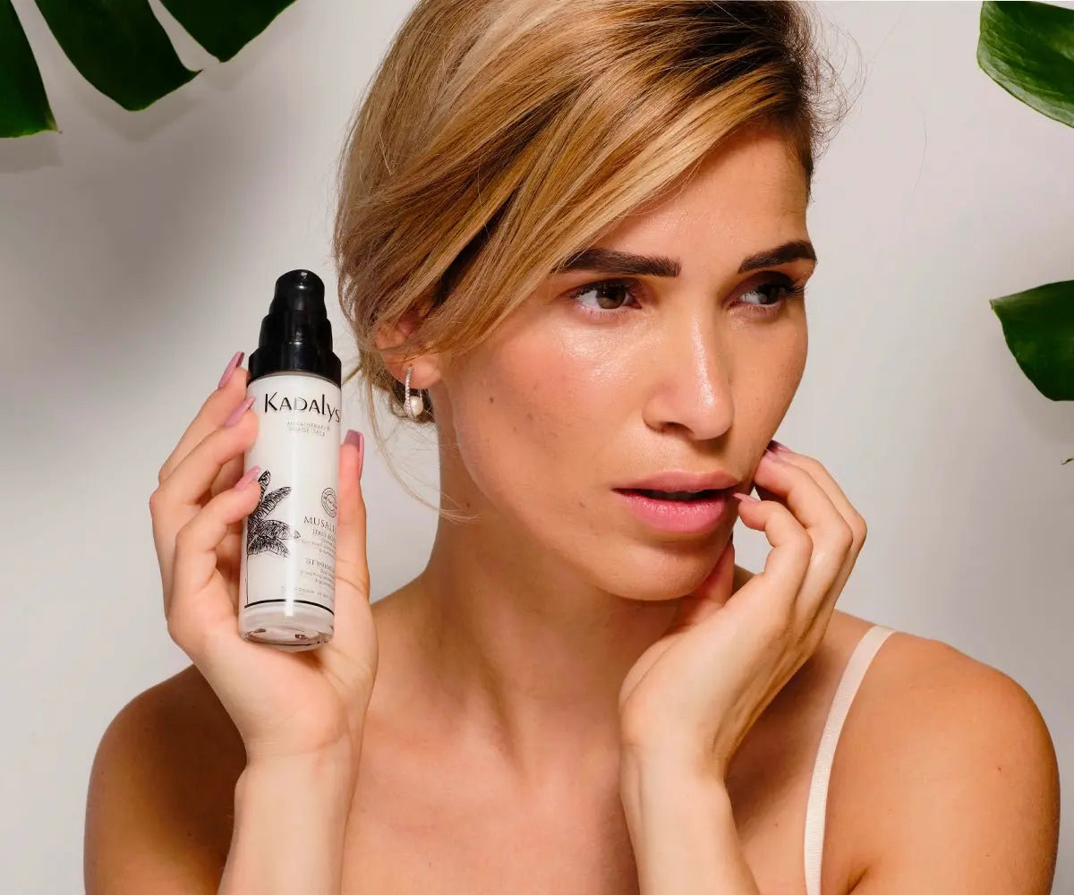 Hydrater ou nourrir sa peau : quelle différence et comment choisir le soin le plus adapté ? Image